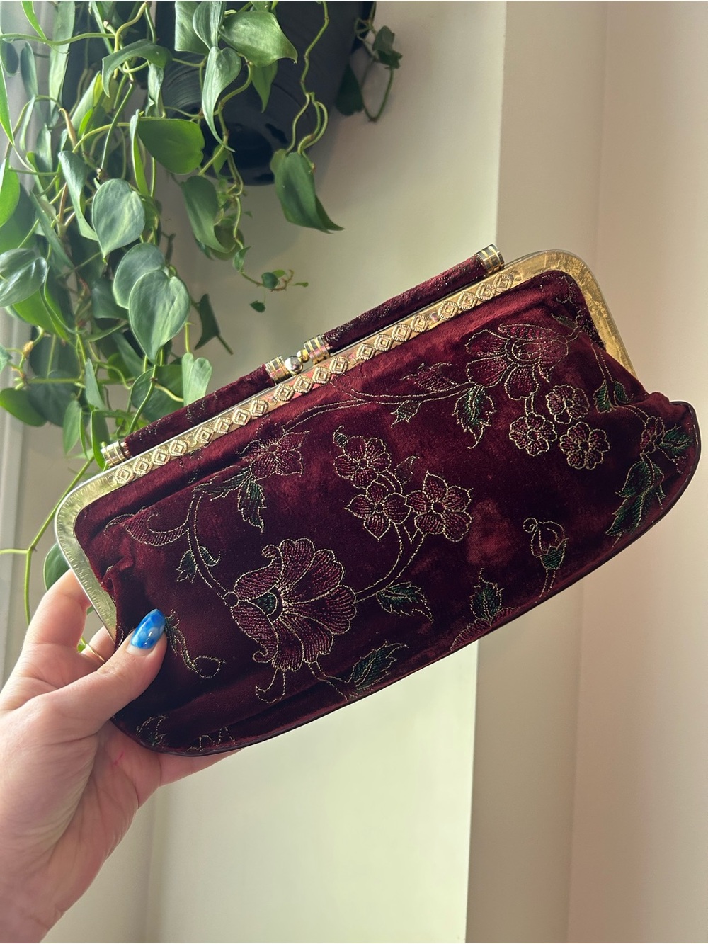 Vintage Burgundy Floral Print Velvet Evening Bag